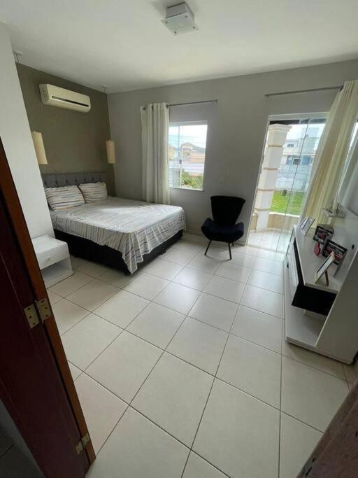 Casa Com Piscina, Churrasqueira E Ar Condicionado Em Condominio كابو فريو المظهر الخارجي الصورة